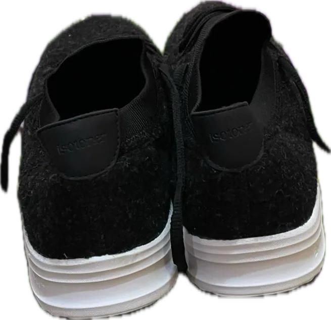Chaussure noir et blanche, vue 3