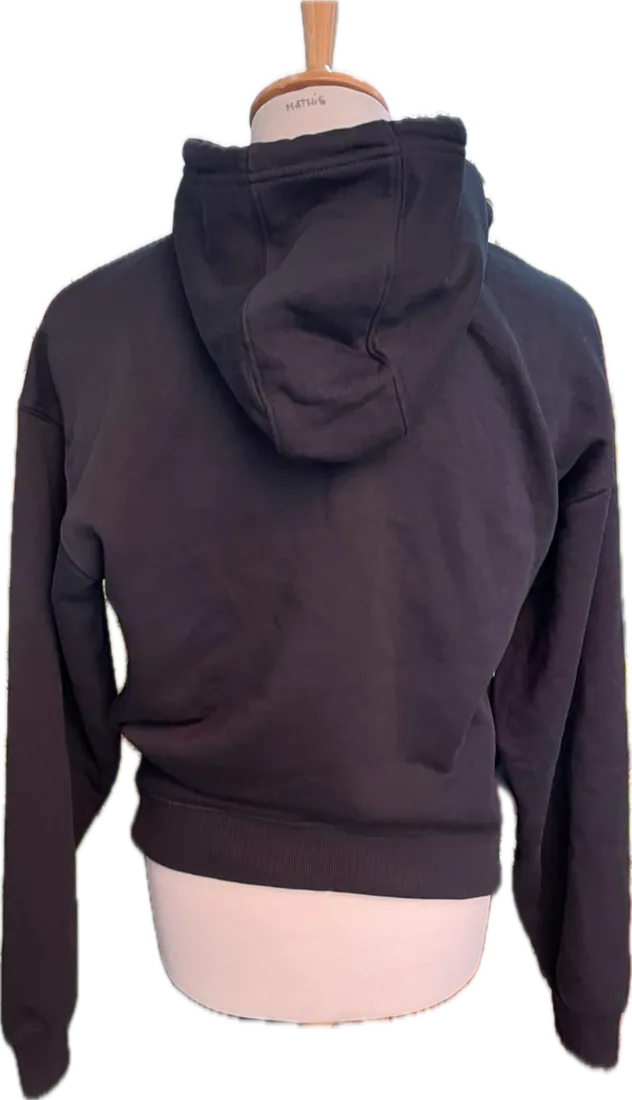 Pull noir, vue 2