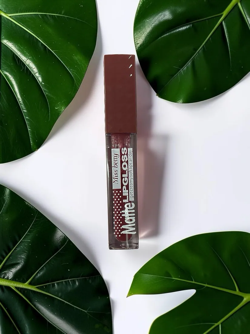 Rouge à lèvre matte, vue 3