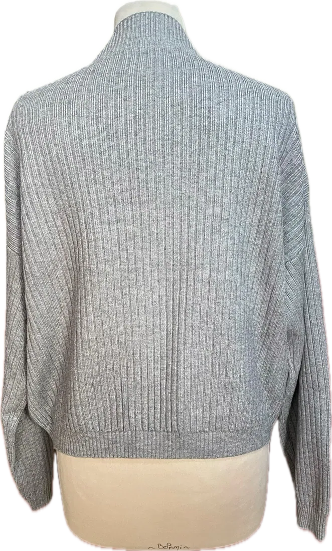 Pull col montant, vue 11