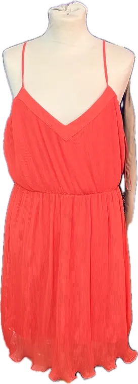 Robe plissée corail NAF NAF